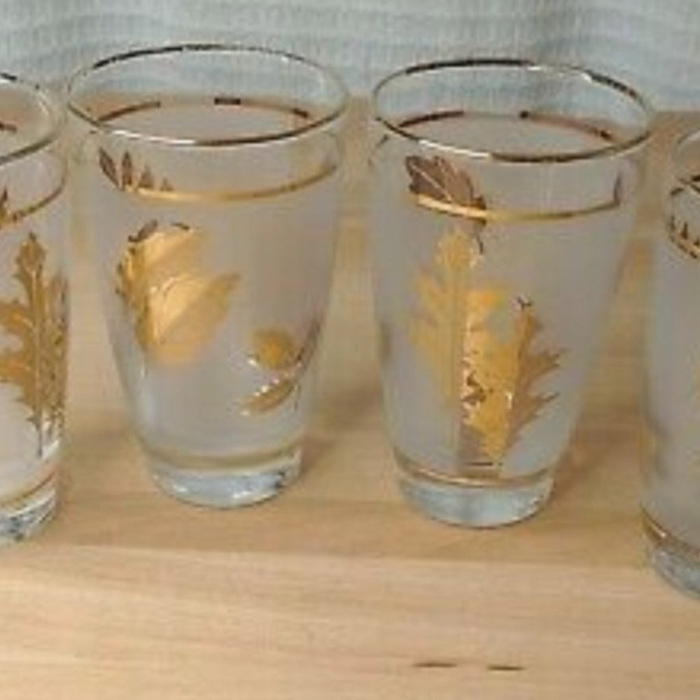 Vintage Libbey Frosted Gold Leaf Glasses